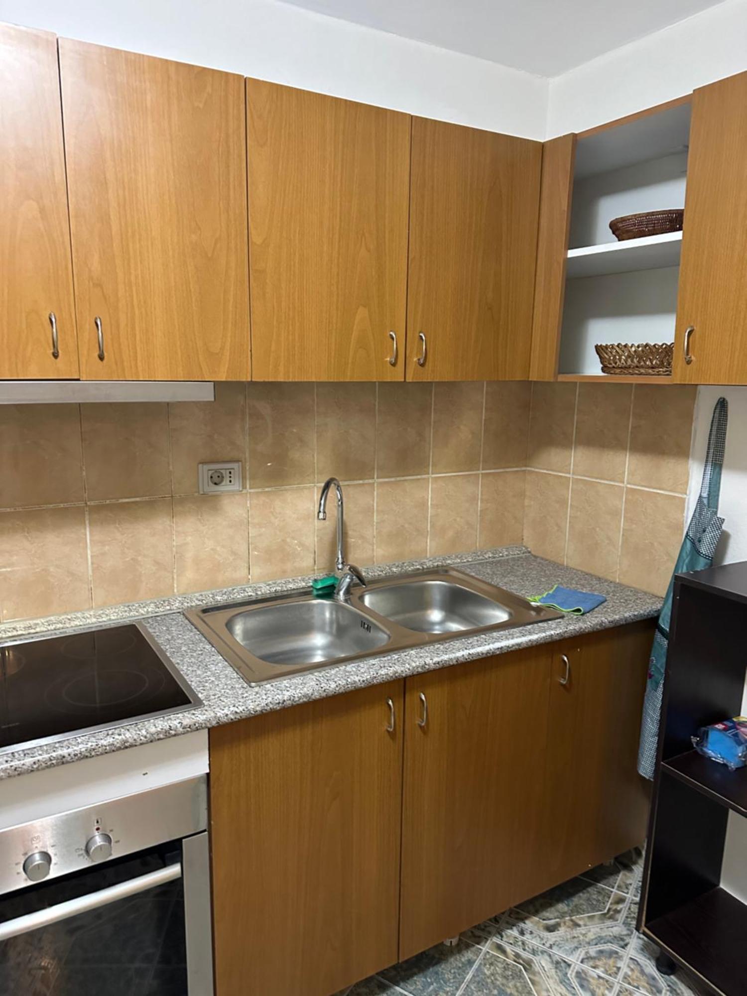 Tirana Lemon Breeze Hostel ภายนอก รูปภาพ
